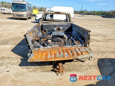 Zdjęcie 6 z 11 samochodu: 2007 CHEVROLET SILVERADO 3500 4X4 L VIN:1GCJK39D67E158426 - miniatura