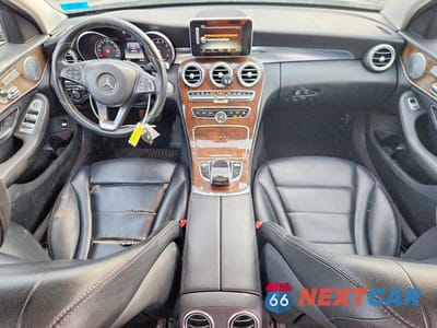 Zdjęcie 8 z 11 samochodu: 2015 MERCEDES-BENZ C 300 4MATIC VIN:55SWF4KB7FU005686 - miniatura