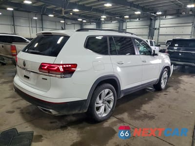 Trzecie zdjęcie samochodu z tyłu: 2021 VOLKSWAGEN ATLAS SE VIN:1V2HR2CA2MC549808 - miniatura