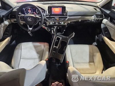 Zdjęcie 8 z 12 samochodu: 2018 HONDA ACCORD LX VIN:1HGCV1F14JA032550 - miniatura