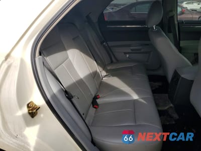 Zdjęcie 10 z 13 samochodu: 2006 CHRYSLER 300 TOURING VIN:2C3KA53GX6H220900 - miniatura