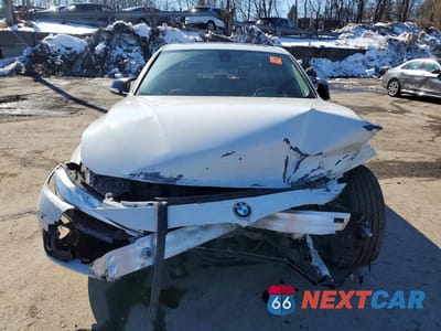 Piąte zdjęcie samochodu w środku: 2017 BMW 320 I VIN:WBA8E1G34HNU18650 - miniatura