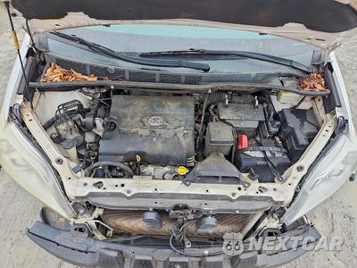 Zdjęcie 12 z 12 samochodu: 2015 TOYOTA SIENNA LE VIN:5TDKK3DC3FS616399 - miniatura