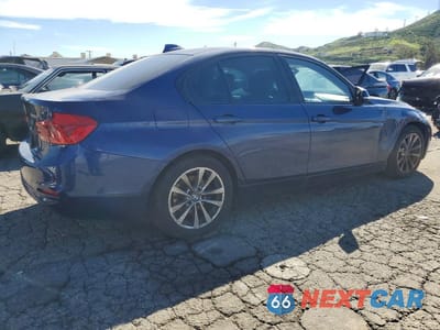 Trzecie zdjęcie samochodu z tyłu: 2017 BMW 320 I VIN:WBA8E1G51HNU14847 - miniatura