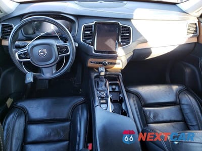 Zdjęcie 8 z 12 samochodu: 2016 VOLVO XC90 T6 VIN:YV4A22PL9G1094245 - miniatura