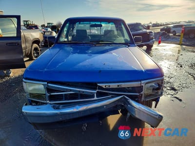 Piąte zdjęcie samochodu w środku: 1993 DODGE DAKOTA VIN:1B7FL23X1PS264820 - miniatura