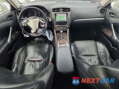 Zdjęcie 8 z 12 samochodu: 2012 LEXUS IS 250 BASE VIN:JTHCF5C27C5059428 - miniatura