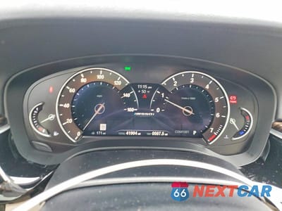 Zdjęcie 9 z 11 samochodu: 2018 BMW M550XI VIN:WBAJB9C51JB035479 - miniatura