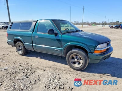 Czwarte zdjęcie samochodu z boku: 1998 CHEVROLET S TRUCK S10 VIN:1GCCS1447WK187230 - miniatura