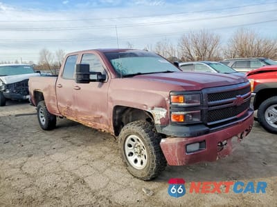 Czwarte zdjęcie samochodu z boku: 2014 CHEVROLET SILVERADO K1500 LT VIN:1GCVKREC5EZ269766 - miniatura