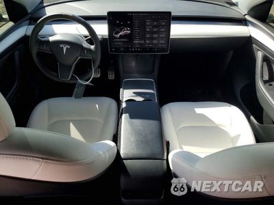 Zdjęcie 8 z 12 samochodu: 2022 TESLA MODEL Y VIN:7SAYGDEF2NF521705 - miniatura