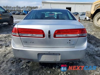 Zdjęcie 6 z 12 samochodu: 2011 LINCOLN MKZ VIN:3LNHL2JC5BR767050 - miniatura