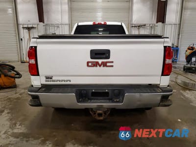 Zdjęcie 6 z 13 samochodu: 2018 GMC SIERRA K2500 SLE VIN:1GT12SEG7JF216751 - miniatura