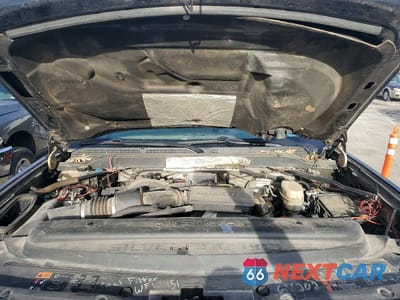 Zdjęcie 11 z 11 samochodu: 2017 CHEVROLET SILVERADO K2500 HEAVY DUTY LTZ VIN:1GC1KWEY5HF163638 - miniatura