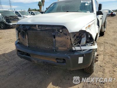 Zdjęcie 9 z 10 samochodu: 2018 RAM 3500 UTILITY / SERVICE TRUCK 6.7L V8 TDSL VIN:3C7WRTCL6JG362633 - miniatura