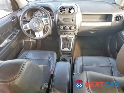 Zdjęcie 8 z 12 samochodu: 2017 JEEP COMPASS SPORT VIN:1C4NJDAB7HD197411 - miniatura