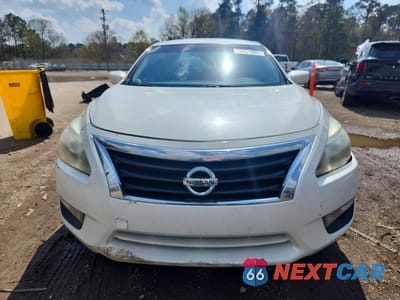 Piąte zdjęcie samochodu w środku: 2013 NISSAN ALTIMA 2.5 VIN:1N4AL3AP2DN516108 - miniatura