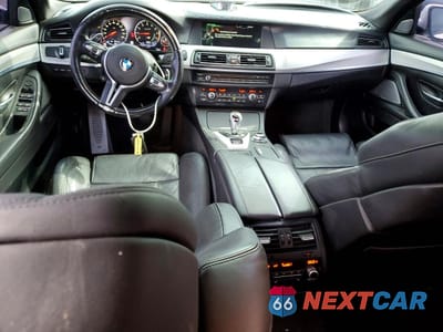 Zdjęcie 8 z 13 samochodu: 2013 BMW Motorrad M5 VIN:WBSFV9C58DC773304 - miniatura