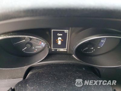 Zdjęcie 9 z 12 samochodu: 2018 TOYOTA COROLLA IM VIN:JTNKARJE3JJ571655 - miniatura