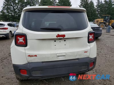 Zdjęcie 6 z 12 samochodu: 2023 JEEP RENEGADE LATITUDE VIN:ZACNJDB16PPP56174 - miniatura