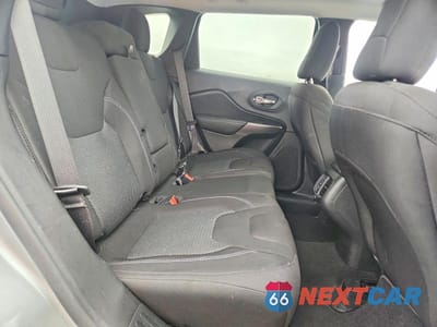 Zdjęcie 10 z 11 samochodu: 2020 JEEP CHEROKEE LATITUDE VIN:1C4PJLCB3LD600874 - miniatura