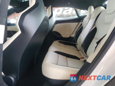 Zdjęcie 10 z 12 samochodu: 2024 TESLA MODEL S VIN:5YJSA1E69RF542222 - miniatura
