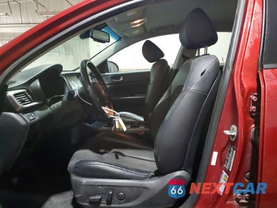 Zdjęcie 7 z 12 samochodu: 2019 KIA OPTIMA LX VIN:5XXGT4L37KG302356 - miniatura