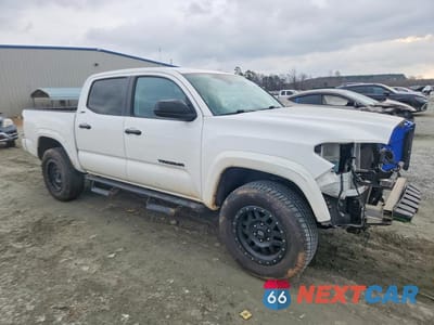 Czwarte zdjęcie samochodu z boku: 2018 TOYOTA TACOMA SR5 V6 VIN:5TFAZ5CN2JX068694 - miniatura