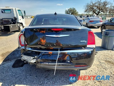 Zdjęcie 6 z 11 samochodu: 2017 CHRYSLER 300C VIN:2C3CCAEG2HH516582 - miniatura