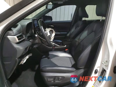 Zdjęcie 7 z 13 samochodu: 2022 TOYOTA HIGHLANDER XSE VIN:5TDLZRBH4NS255460 - miniatura