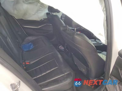 Zdjęcie 10 z 11 samochodu: 2021 BMW 330E VIN:3MW5P7J06M8C02746 - miniatura