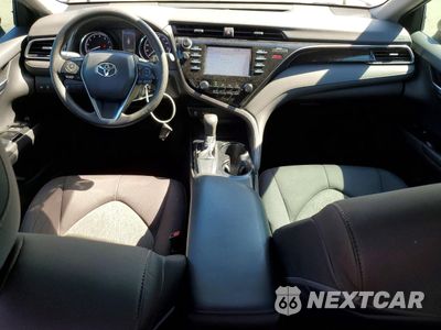 Zdjęcie 8 z 13 samochodu: 2019 TOYOTA CAMRY L VIN:4T1B11HK9KU800336 - miniatura