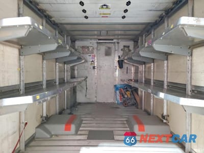 Zdjęcie 10 z 13 samochodu: 2016 ISUZU REACH DELIVERY VAN VIN:JALB4T172G7W00268 - miniatura