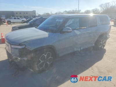 2024 RIVIAN R1S ADVENTURE 7PDSGABA8RN039136 - główne zdjęcie licytacji z USA - miniatura