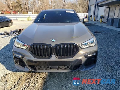 Piąte zdjęcie samochodu w środku: 2021 BMW X6 M50I VIN:5UXCY8C07M9F89874 - miniatura