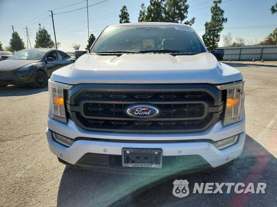 Piąte zdjęcie samochodu w środku: 2022 FORD F150 SUPERCREW VIN:1FTFW1C86NKD02548 - miniatura