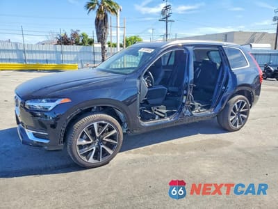 2025 VOLVO XC90 PLUS YV4M12PE8S1311360 - główne zdjęcie licytacji z USA - miniatura