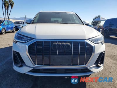 Piąte zdjęcie samochodu w środku: 2022 AUDI Q3 PREMIUM PLUS S LINE 45 VIN:WA1EECF34N1014067 - miniatura