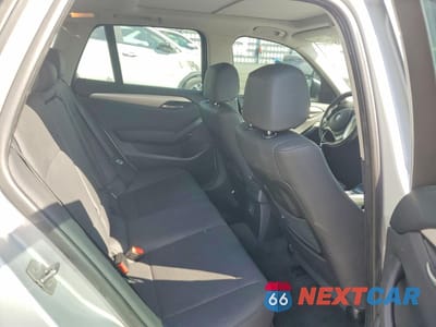 Zdjęcie 11 z 13 samochodu: 2014 BMW X1 XDRIVE28I VIN:WBAVL1C57EVY14552 - miniatura