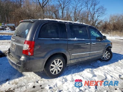 Trzecie zdjęcie samochodu z tyłu: 2016 CHRYSLER TOWN AND C VIN:2C4RC1BG2GR111177 - miniatura