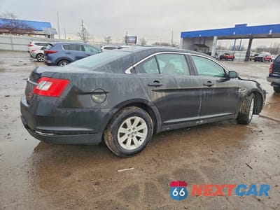 Trzecie zdjęcie samochodu z tyłu: 2010 FORD TAURUS SE VIN:1FAHP2DW1AG135415 - miniatura
