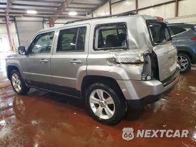 Drugie zdjęcie samochodu z przodu: 2015 JEEP PATRIOT LATITUDE VIN:1C4NJPFBXFD186507 - miniatura