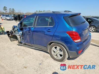 Drugie zdjęcie samochodu z przodu: 2020 CHEVROLET TRAX 1LT VIN:3GNCJLSB1LL324728 - miniatura