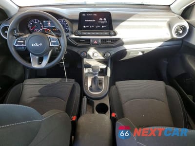 Zdjęcie 8 z 12 samochodu: 2023 KIA FORTE LXS VIN:3KPF24AD9PE693178 - miniatura