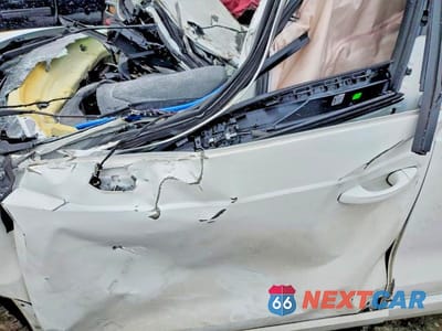 Zdjęcie 7 z 12 samochodu: 2021 AUDI Q3 PREMIUM 40 VIN:WA1AUCF39M1100118 - miniatura