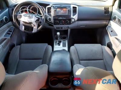 Zdjęcie 8 z 11 samochodu: 2013 TOYOTA TACOMA V6 VIN:5TFLU4EN1DX070777 - miniatura