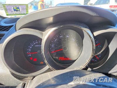 Zdjęcie 9 z 11 samochodu: 2011 KIA SOUL + VIN:KNDJT2A20B7708024 - miniatura