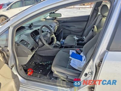 Piąte zdjęcie samochodu w środku: 2007 HONDA CIVIC DX VIN:2HGFA16307H001851 - miniatura