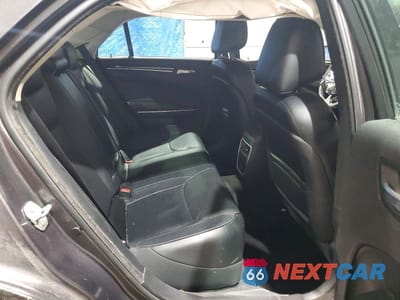 Zdjęcie 10 z 12 samochodu: 2017 CHRYSLER 300C VIN:2C3CCAKG5HH566770 - miniatura