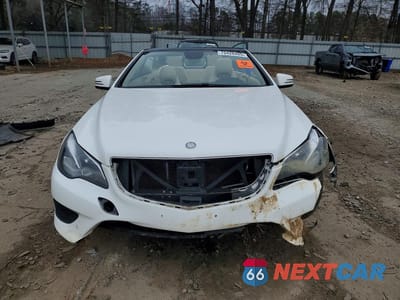 Piąte zdjęcie samochodu w środku: 2014 MERCEDES-BENZ E 350 VIN:WDDKK5KF7EF249763 - miniatura